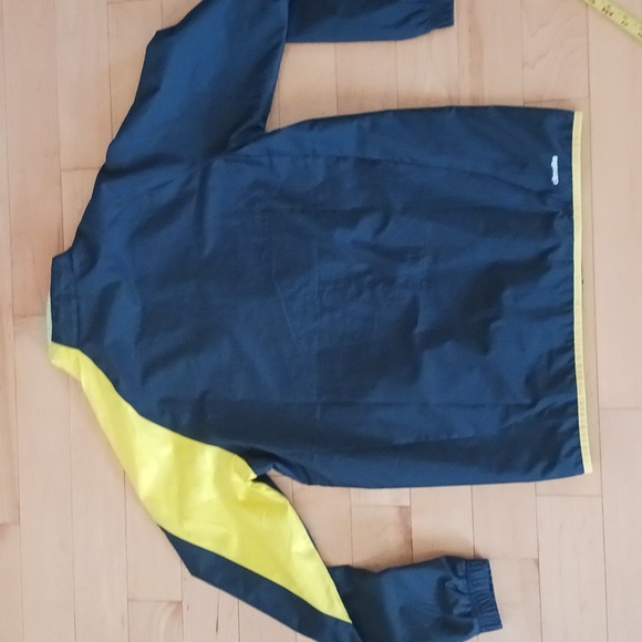 Boy's Adidas light jacket - Picture 7 of 10